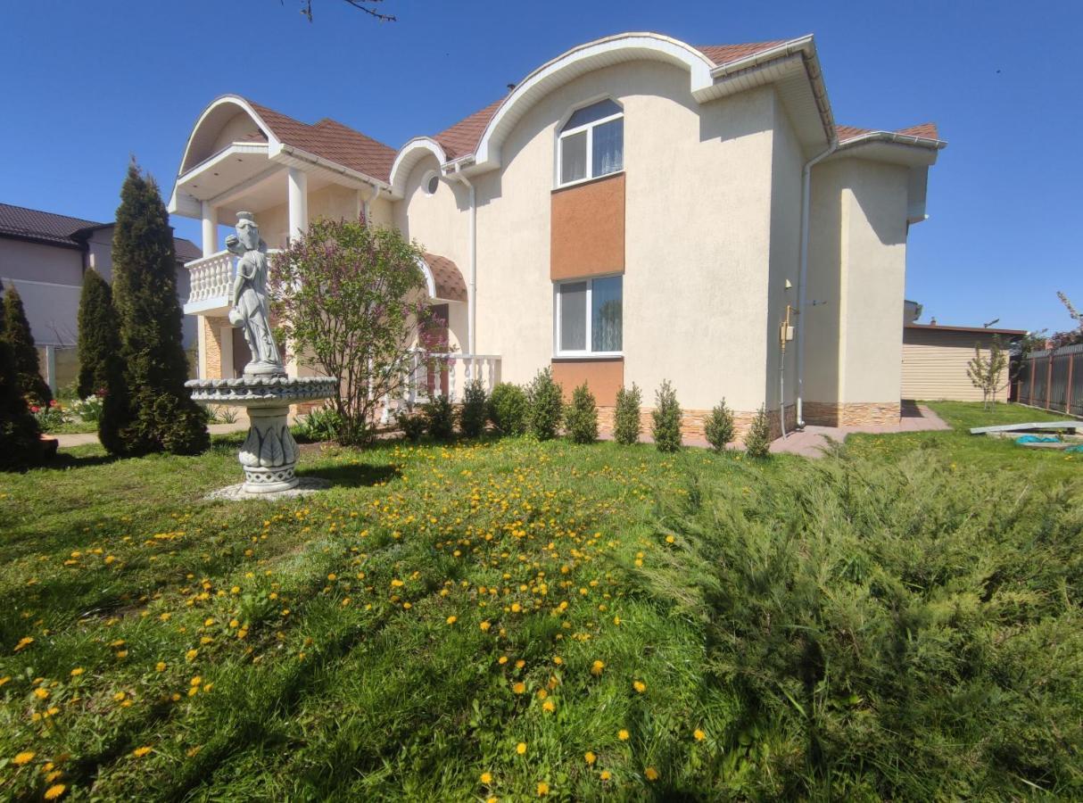 Дом С Бассейном И Сауной Villa Boryspil Exterior photo