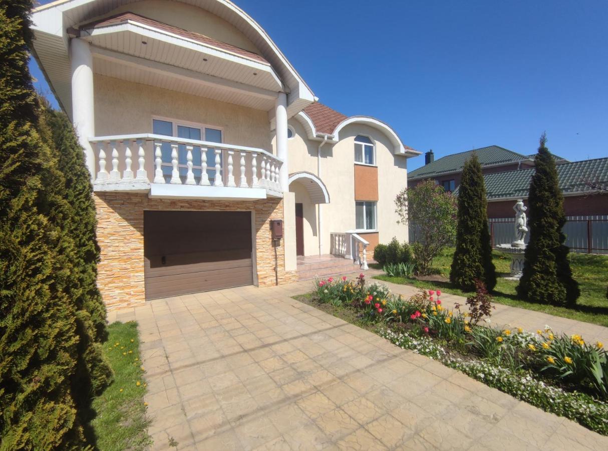 Дом С Бассейном И Сауной Villa Boryspil Exterior photo